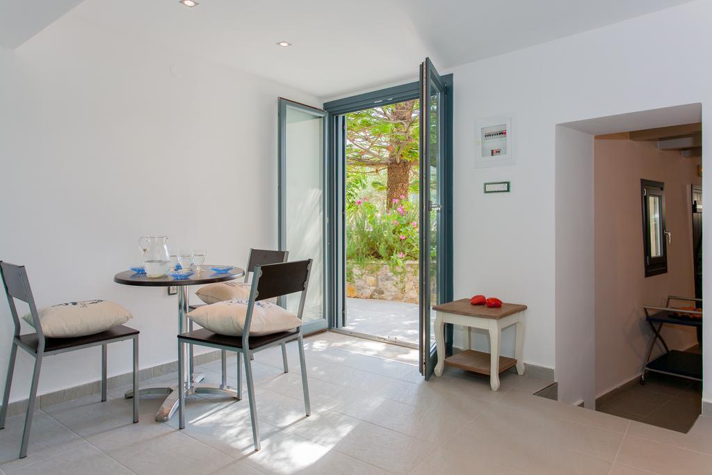Chorio House Platanias Guest House Vrísai Exterior photo